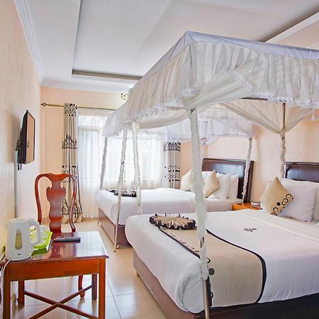 נאיוואשה Chambai Hotel מראה חיצוני תמונה