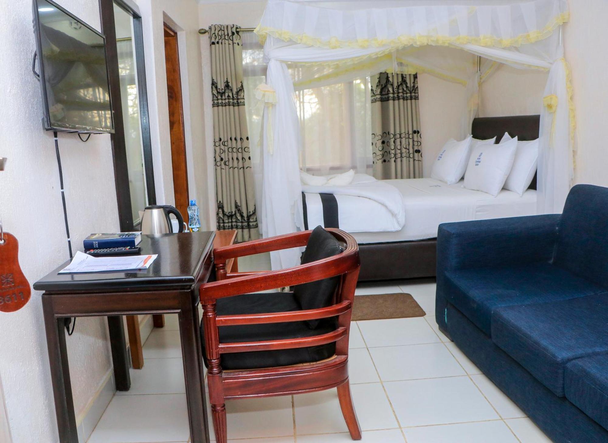 נאיוואשה Chambai Hotel מראה חיצוני תמונה