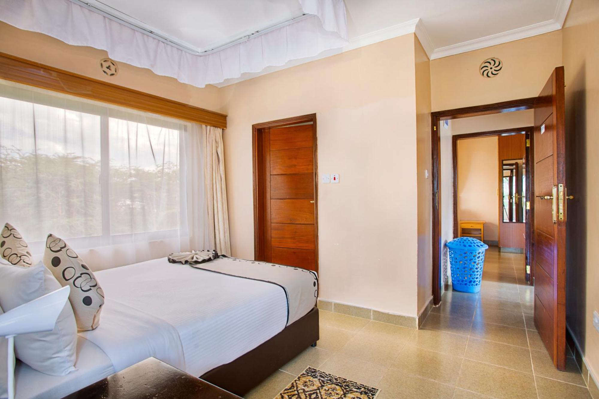 נאיוואשה Chambai Hotel מראה חיצוני תמונה