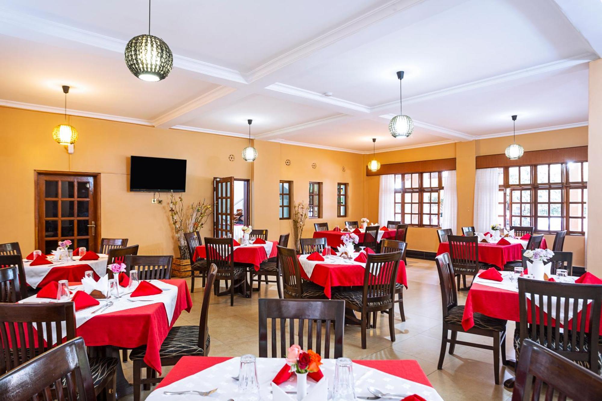 נאיוואשה Chambai Hotel מראה חיצוני תמונה
