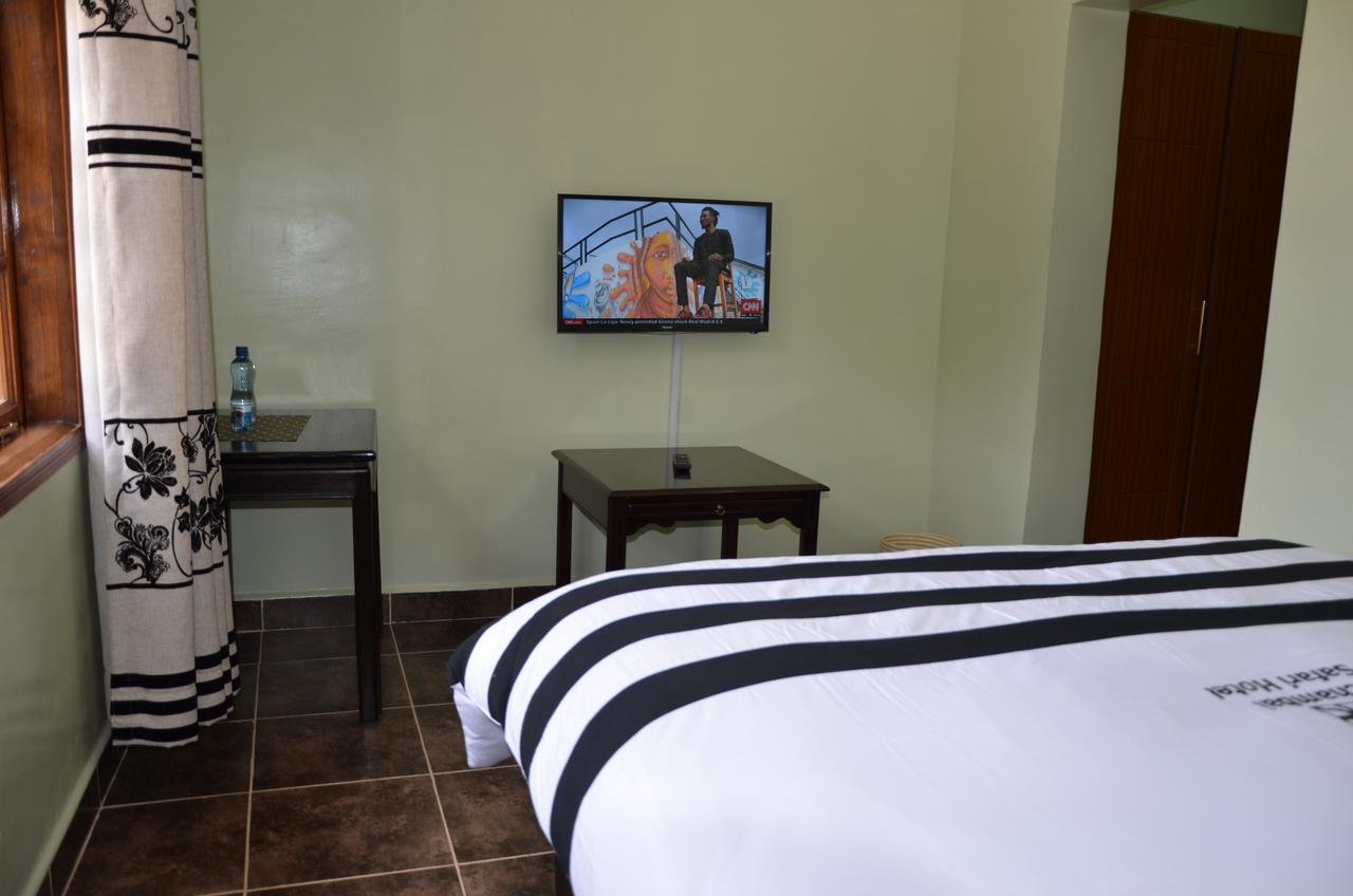 נאיוואשה Chambai Hotel מראה חיצוני תמונה
